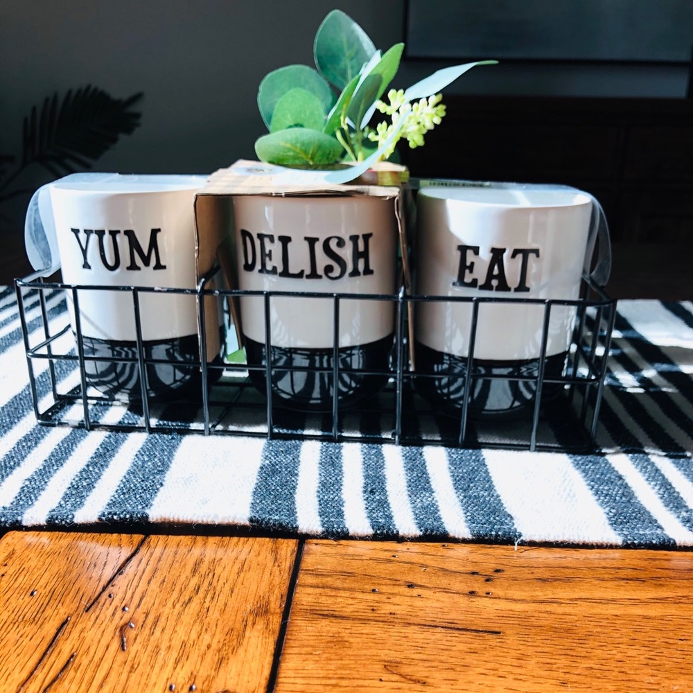 3 Caddy Basket and Tray NWT